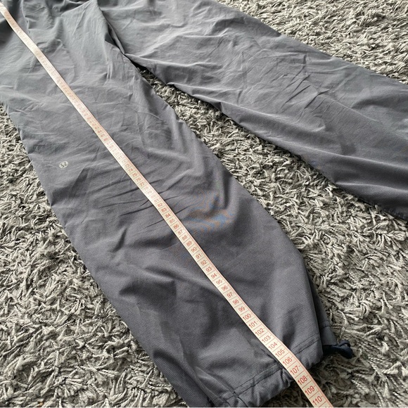 Lululemon Drawstring Jogger Pants - Picture 9 of 9